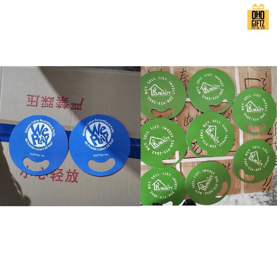 พัดพลาสติก PP มีที่จับในตัว สกรีนไม่จำกัดสี ทำเป็นสินค้าพรีเมี่ยม ของชำร่วย ของที่ระลึกได้