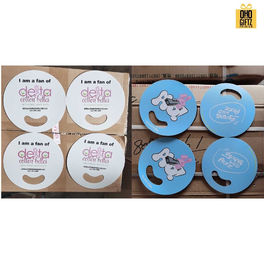 พัดพลาสติก PP มีที่จับในตัว สกรีนไม่จำกัดสี ทำเป็นสินค้าพรีเมี่ยม ของชำร่วย ของที่ระลึกได้