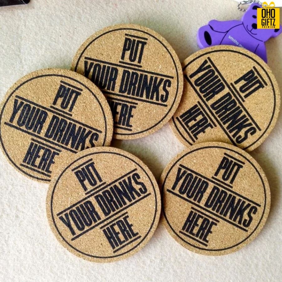 ที่รองแก้วไม้ก๊อก สกรีนโลโก้ฟรี1สี1จุด!! ทำเป็นของพรีเมี่ยมได้