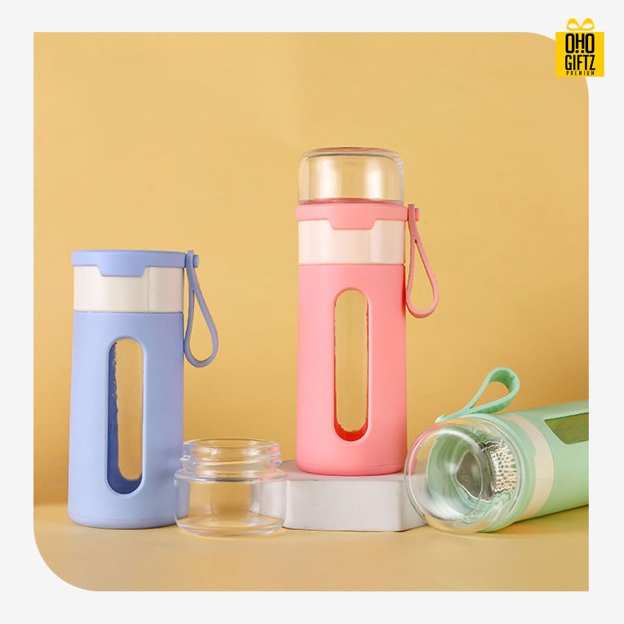 กระบอกแก้วน้ำพลาสติก สกรีนชื่อ เลเซอร์โลโก้ฟรี  ทำเป็นของพรีเมี่ยมได้