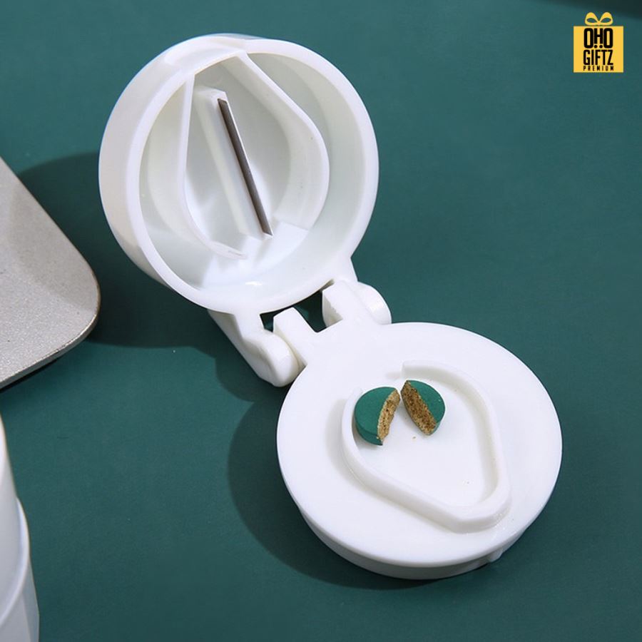 ที่ตัดยาและบดยา สกรีนชื่อ สกรีนโลโก้ ทำเป็นของพรีเมี่ยมได้