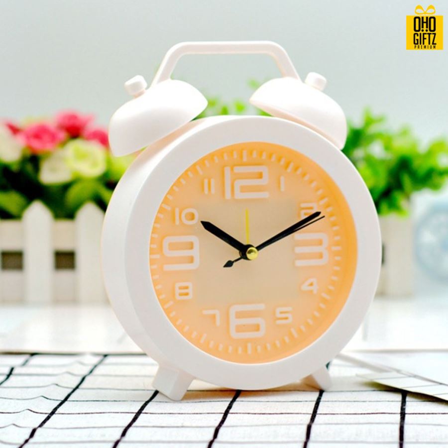 นาฬิกาตั้งโต๊ะทรงกลมสีสดใส สกรีนโลโก้ ทำเป็นของพรีเมี่ยมได้