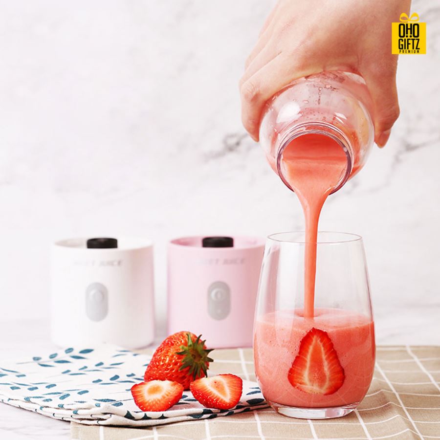 แก้วปั่นทรงสูงสีพาสเทล สกรีนชื่อ สกรีนโลโก้ ทำเป็นของพรีเมี่ยมได้