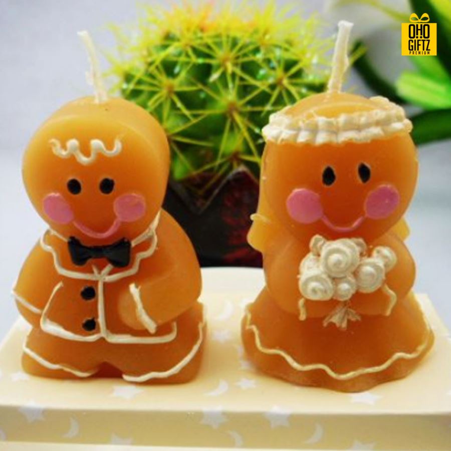 เทียนมนุษย์ขนมปังขิง พิมพ์สติกเกอร์ชื่อฟรี ทำเป็นของพรีเมี่ยม ของชำร่วยงานเเต่งงานได้