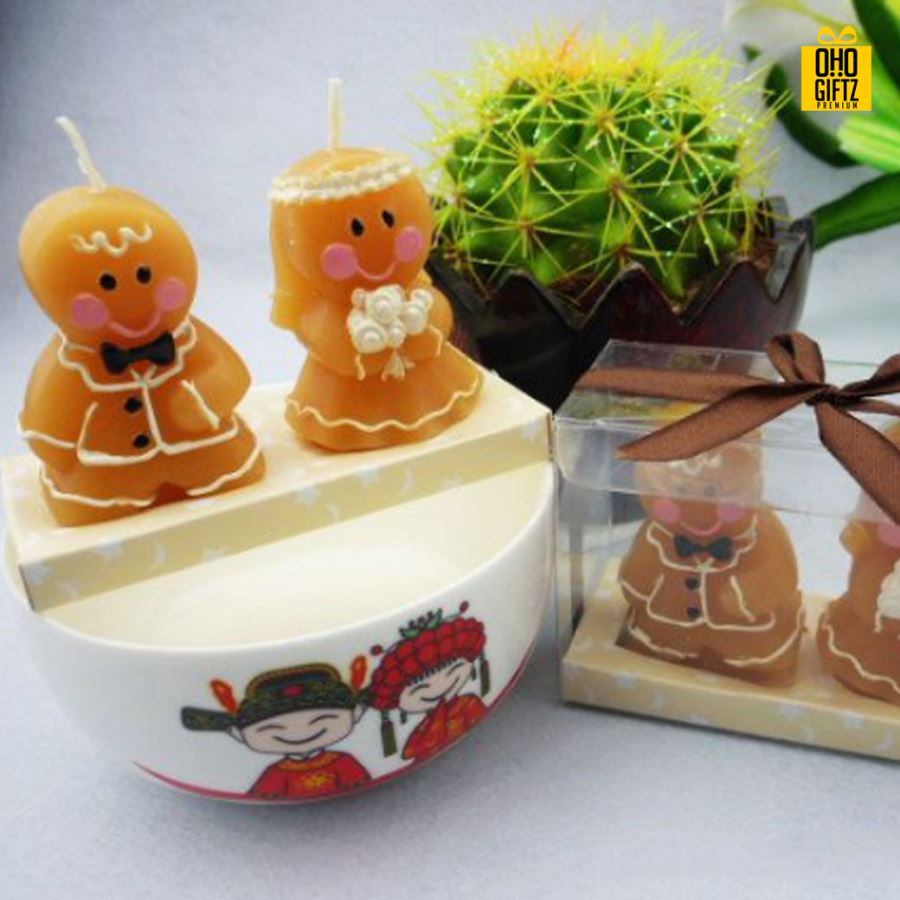 เทียนมนุษย์ขนมปังขิง พิมพ์สติกเกอร์ชื่อฟรี ทำเป็นของพรีเมี่ยม ของชำร่วยงานเเต่งงานได้