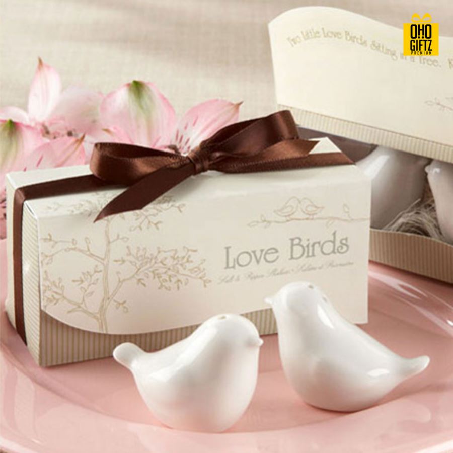 รวมเซตที่ใส่เครื่องปรุง พิมพ์สติกเกอร์ชื่อฟรี ทำเป็นของพรีเมี่ยม ของชำร่วยงานเเต่งงานได้