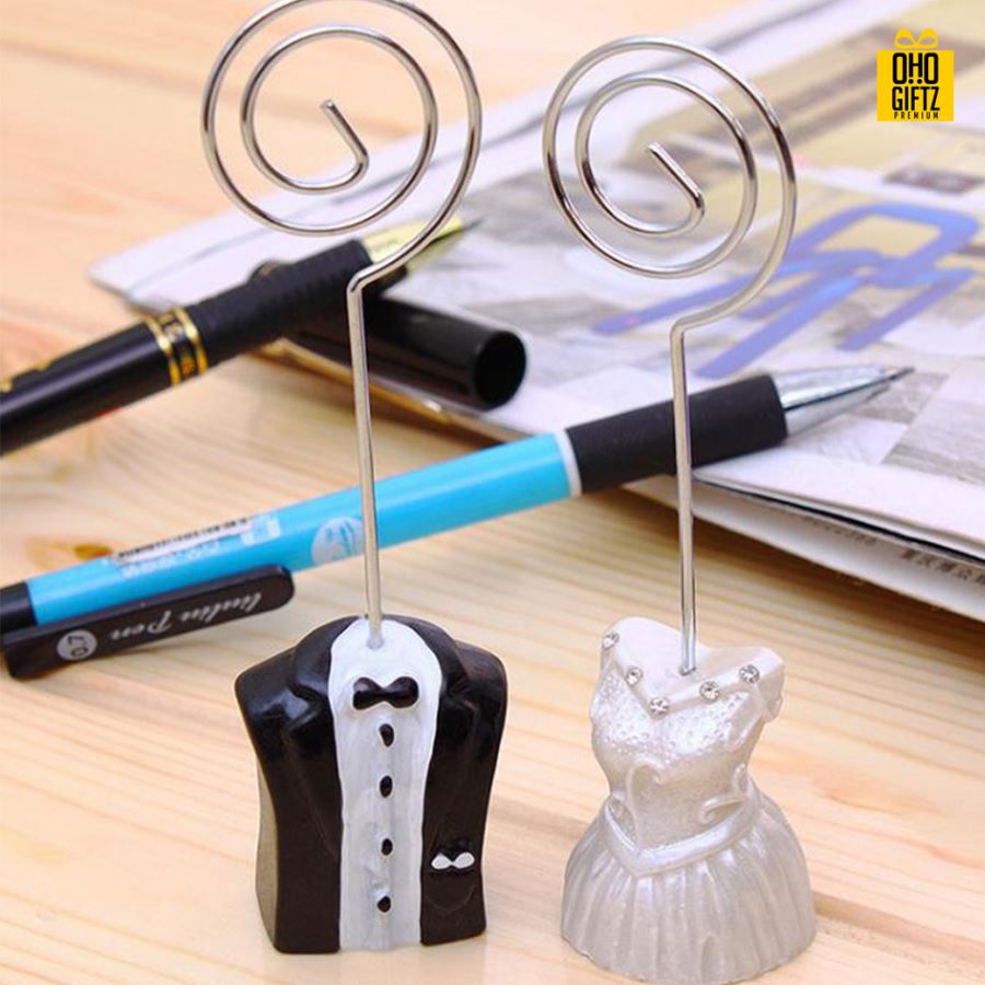 ที่หนีบบัตรบ่าวสาว ทำเป็นของพรีเมี่ยม ของชำร่วยงานเเต่งงานได้