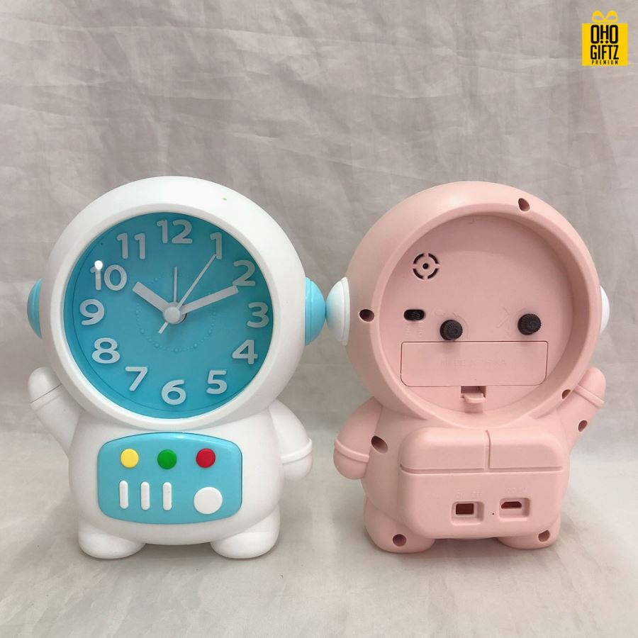 นาฬิกาปลุกนักบินอวกาศ สกรีนชื่อ สกรีนโลโก้ ทำเป็นของพรีเมี่ยมได้ 