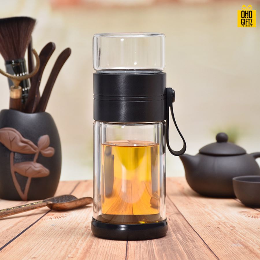 ขวดแก้วสองชั้นมีที่กรองชา สกรีนชื่อ เลเซอร์โลโก้ฟรี  ทำเป็นของพรีเมี่ยมได้