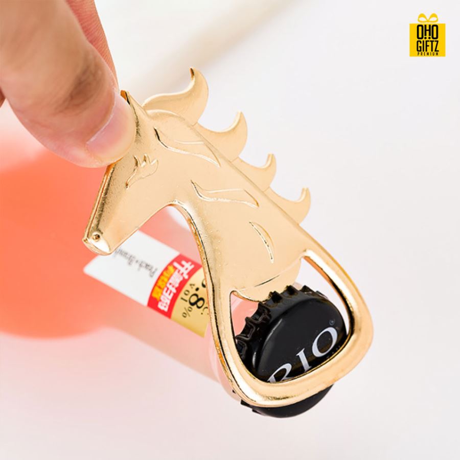 ที่เปิดขวดรูปยูนิคอร์น  พิมพ์สติกเกอร์ชื่อฟรี ทำเป็นของพรีเมี่ยม ของชำร่วยงานเเต่งงานได้