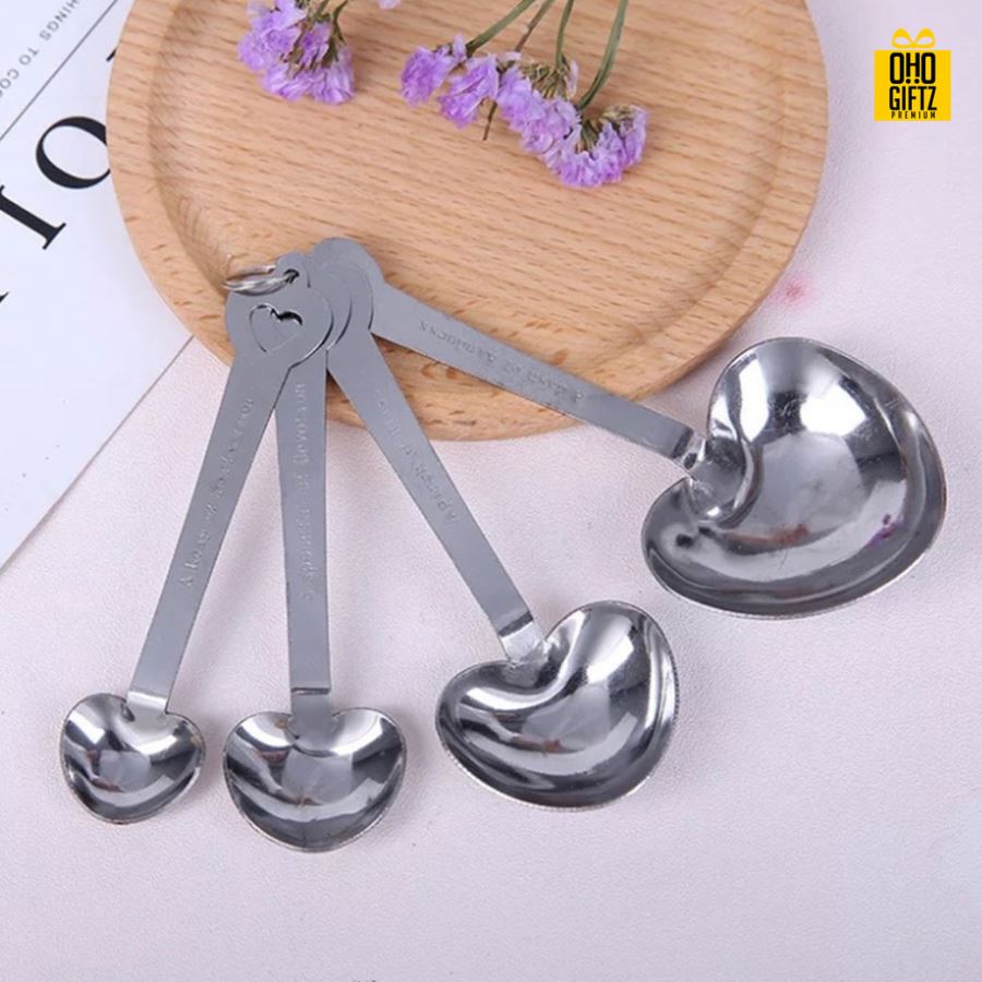 ช้อนตวงรูปหัวใจสแตนเลส พิมพ์สติกเกอร์ชื่อฟรี ทำเป็นของพรีเมี่ยม ของชำร่วยงานเเต่งงานได้