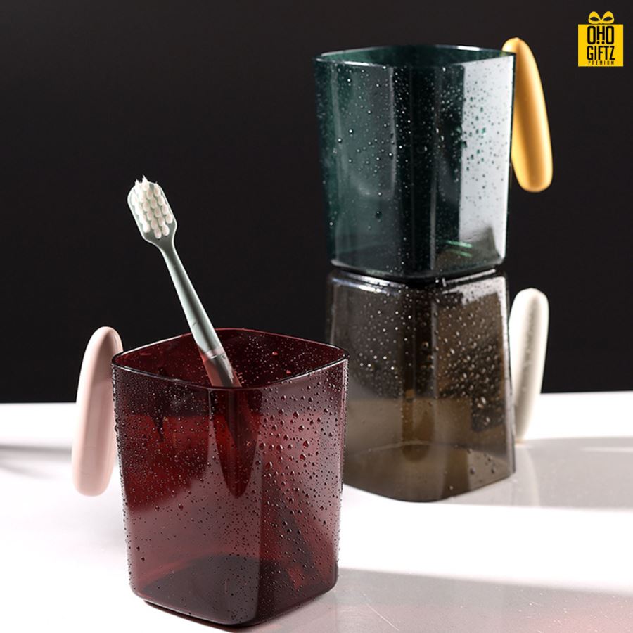 แก้วใส่แปรงมินิมอล สกรีนชื่อ สกรีนโลโก้  ทำเป็นของพรีเมี่ยมได้