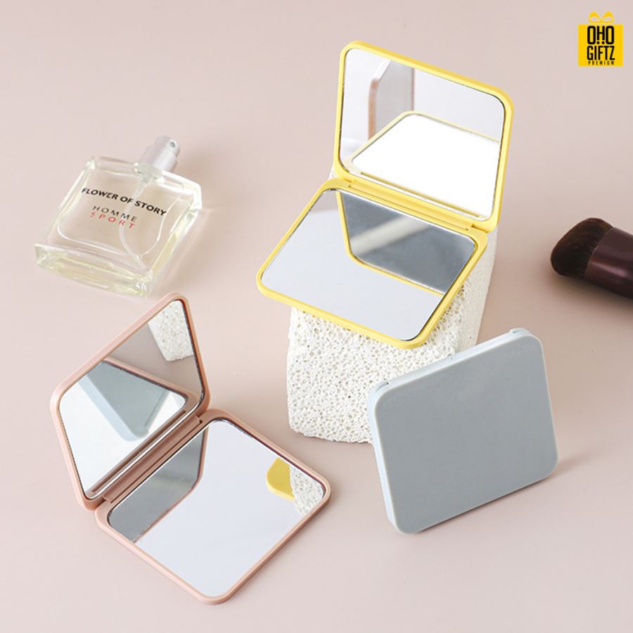 กระจกพับขนาดพกพา สกรีนชื่อ สกรีนโลโก้  ทำเป็นของพรีเมี่ยมได้