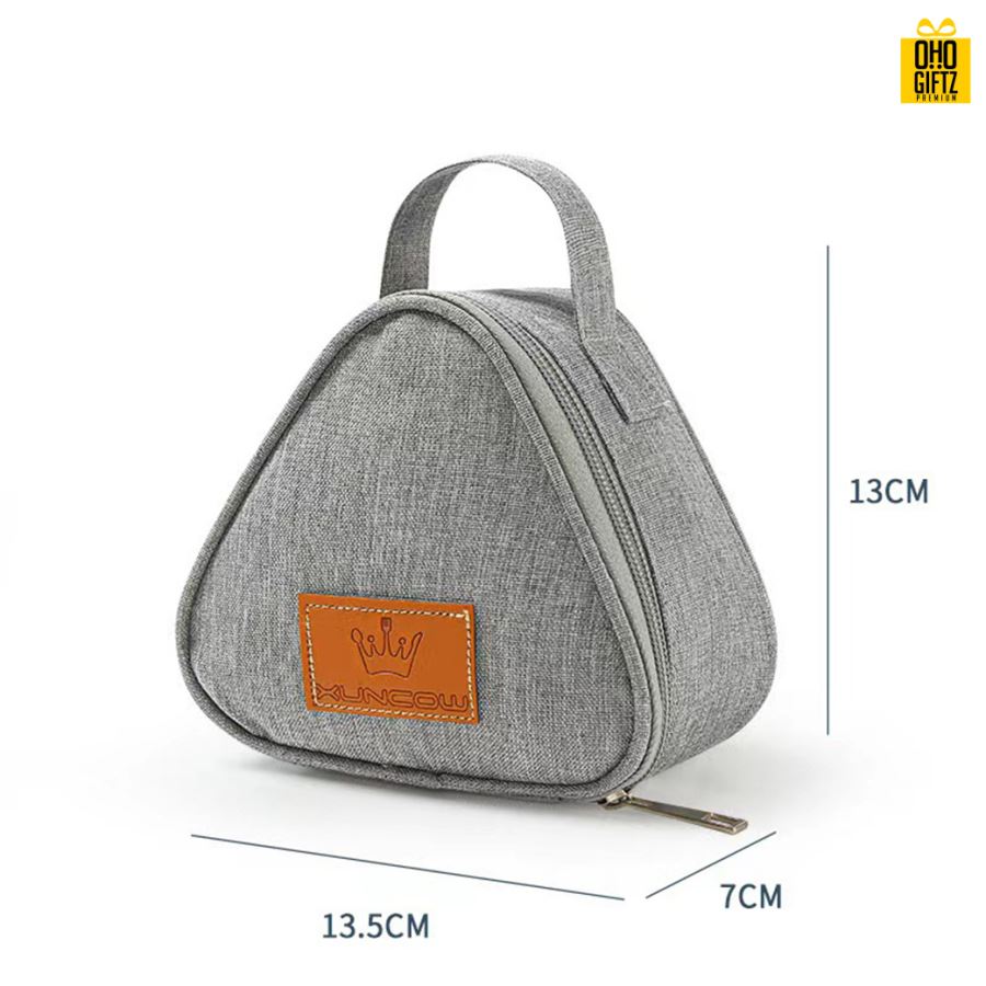 กระเป๋าทรงสามเหลี่ยมเก็บความร้อนความเย็น สกรีนโลโก้  ทำเป็นของพรีเมี่ยม