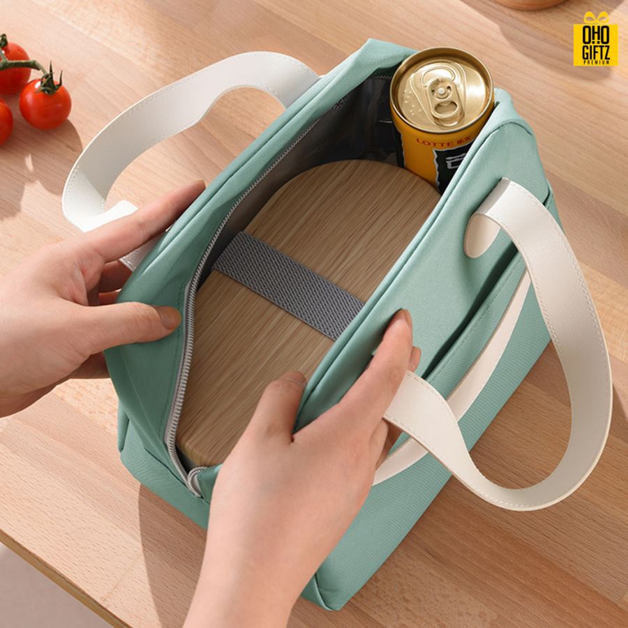 กระเป๋าอาหารเก็บร้อน/เย็น สกรีนโลโก้  ทำเป็นของพรีเมี่ยม