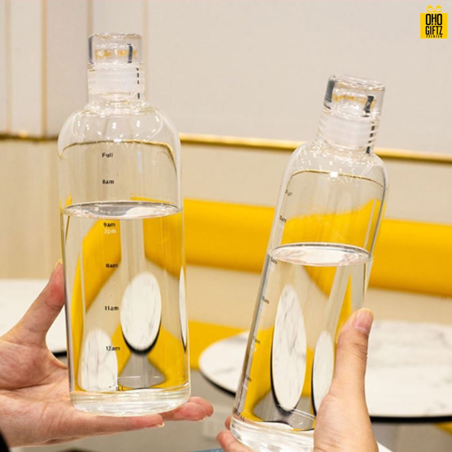 ขวดแก้วใส สกรีนชื่อ โลโก้ฟรี  ทำเป็นของพรีเมี่ยมได้