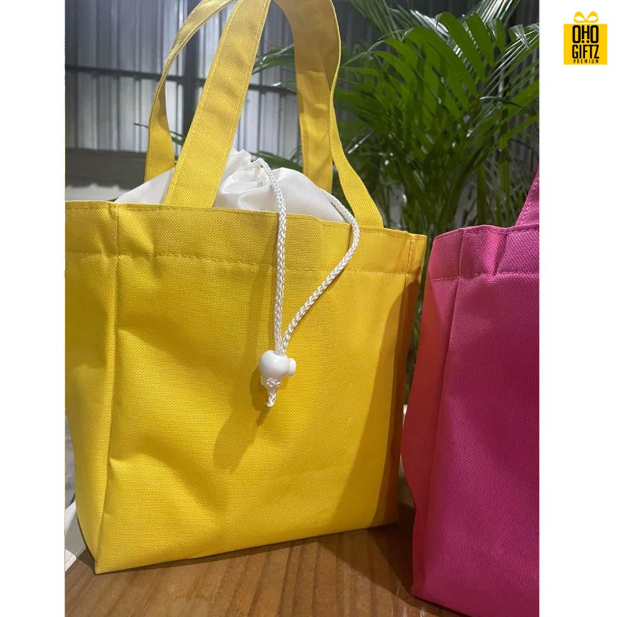 กระเป๋าผ้า สกรีนโลโก้  ทำเป็นสินค้าพรีเมี่ยม