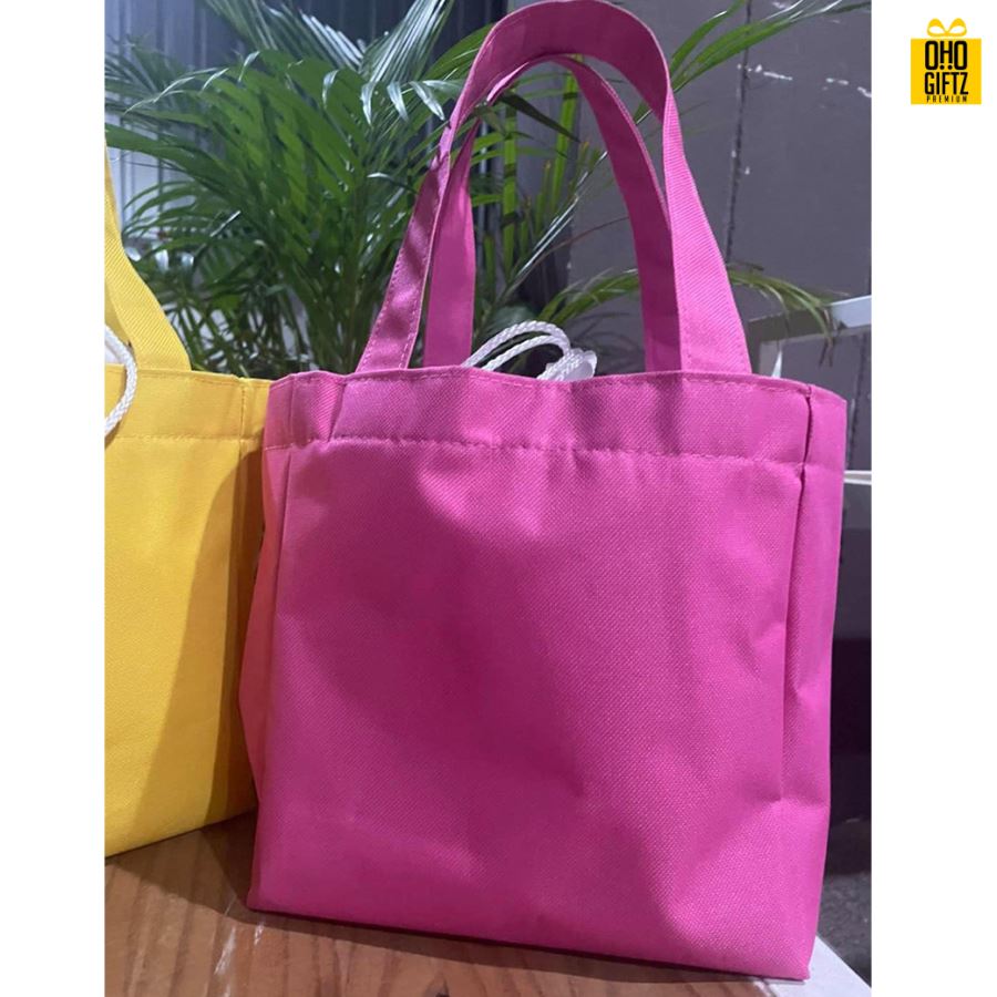 กระเป๋าผ้า สกรีนโลโก้  ทำเป็นสินค้าพรีเมี่ยม