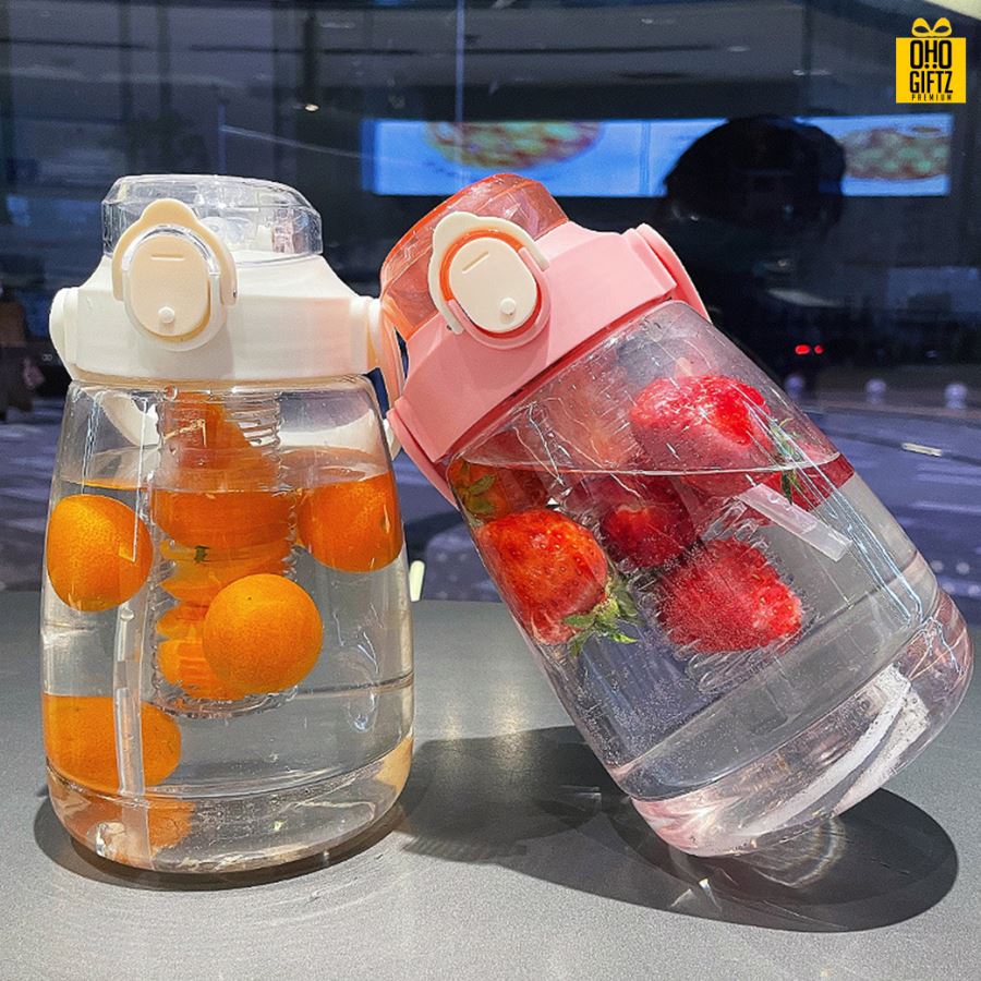 กระติกน้ำพลาสติก สกรีนชื่อ สกรีนโลโก้ ทำเป็นของพรีเมี่ยมได้ 