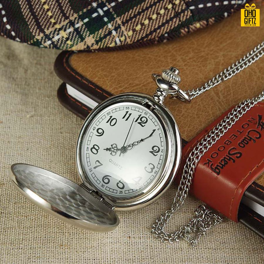 สร้อยคอนาฬิกาพ็อกเก็ตสไตล์วินเทจ สามารถยิงเลเซอร์โลโก้ ทำเป็นของพรีเมี่ยม ของชำร่วยได้