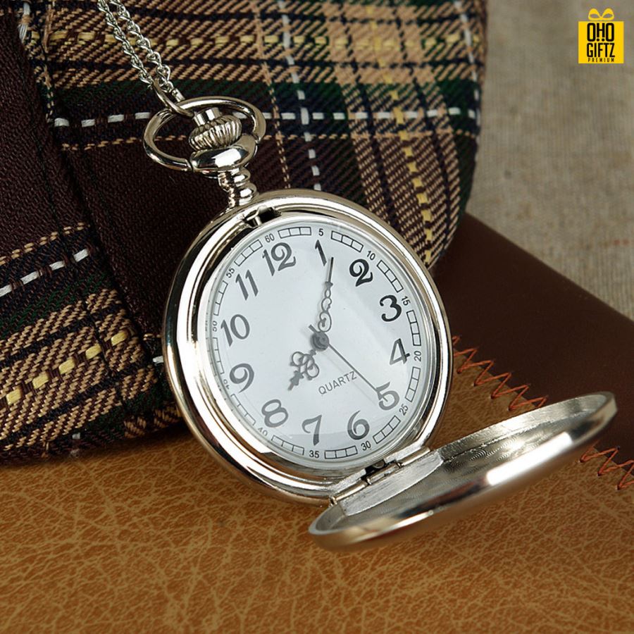 สร้อยคอนาฬิกาพ็อกเก็ตสไตล์วินเทจ สามารถยิงเลเซอร์โลโก้ ทำเป็นของพรีเมี่ยม ของชำร่วยได้