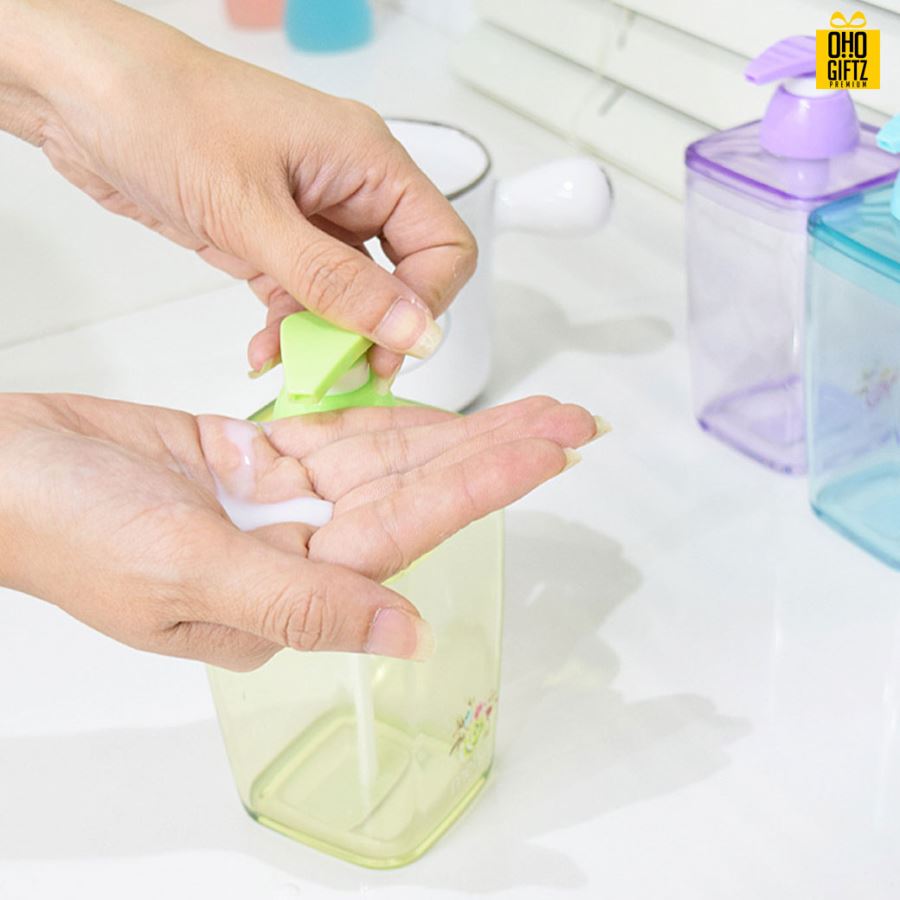 ขวดปั้มพลาสติกใส่เจล สกรีนโลโก้ ทำเป็นของพรีเมี่ยมได้