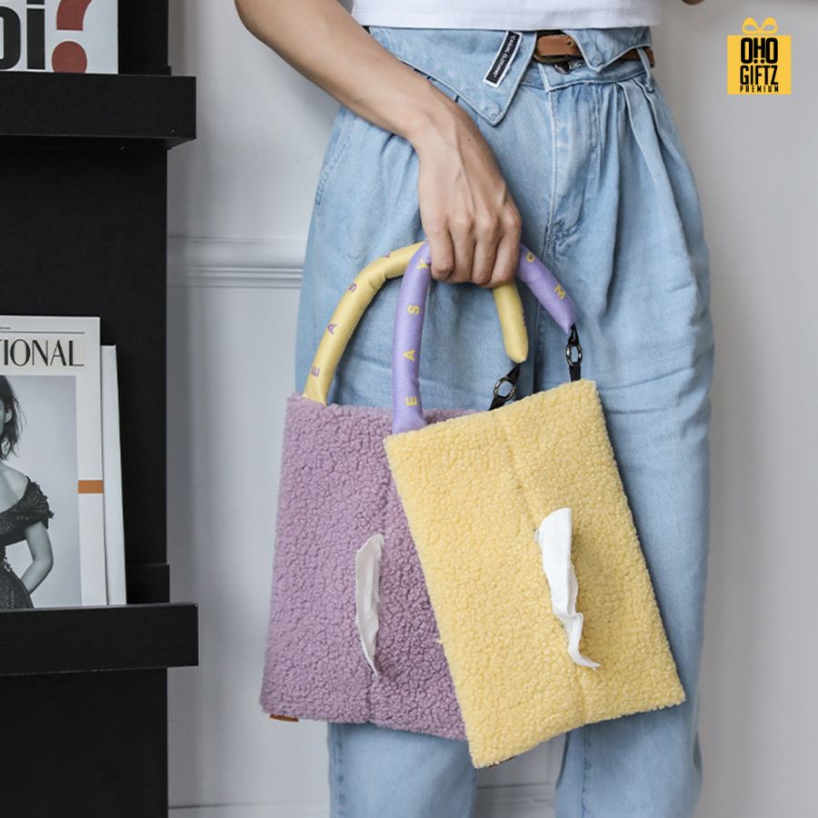 ถุงผ้าขนตุ๊กตาใส่ทิชชู่ แขวนได้น่ารัก สกรีนโลโก้ ทำเป็นของพรีเมี่ยม ของชำร่วยได้