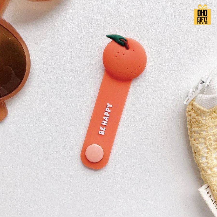 ที่รัดเก็บสายชาร์จสายหูฟัง รับผลิตรูปทรงและขนาดตามต้องการ สกรีนชื่อ สกรีนโลโก้ ทำเป็นของพรีเมี่ยมได้ 