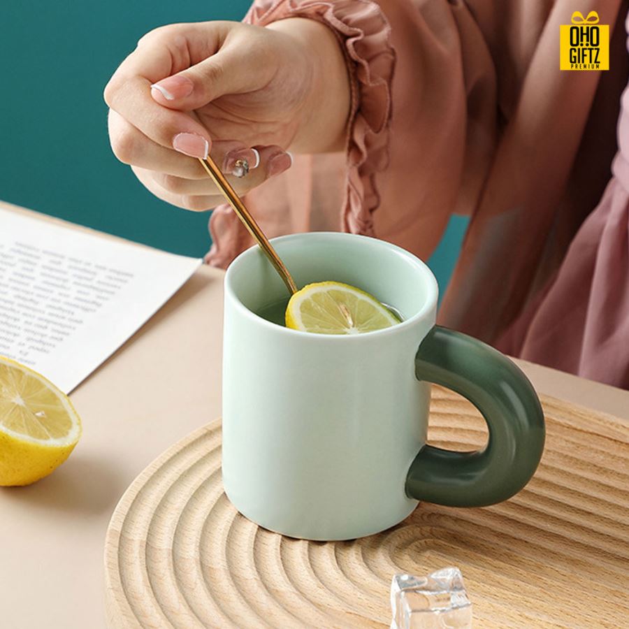 แก้วเซรามิกหูจับหนา สกรีนชื่อ สกรีนโลโก้ ทำเป็นของพรีเมี่ยมได้