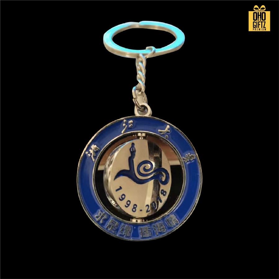 พวงกุญแจโลหะเคลือบสีกลมหมุนได้ ดีไซน์ตามต้องการ สกรีนโลโก้ ทำเป็นของพรีเมี่ยม ของชำร่วยได้