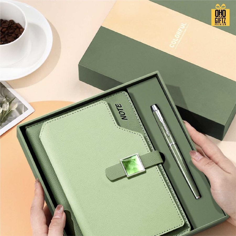 ชุดของขวัญสมุดปากกานักธุรกิจ สกรีนโลโก้ ทำเป็นของพรีเมี่ยม ของชำร่วย