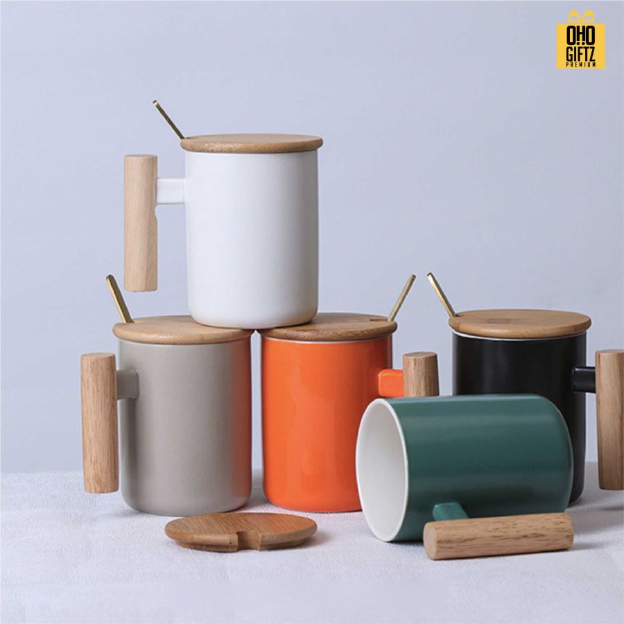 แก้วเซรามิกหูจับไม้ สกรีนชื่อ สกรีนโลโก้ ทำเป็นของพรีเมี่ยมได้