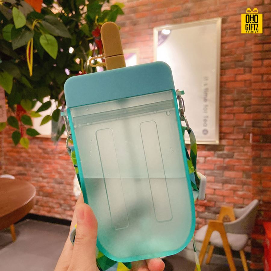 กระติกน้ำรูปไอศครีม สกรีนโลโก้ สกรีนชื่อร้าน ทำเป็นของพรีเมี่ยมได้