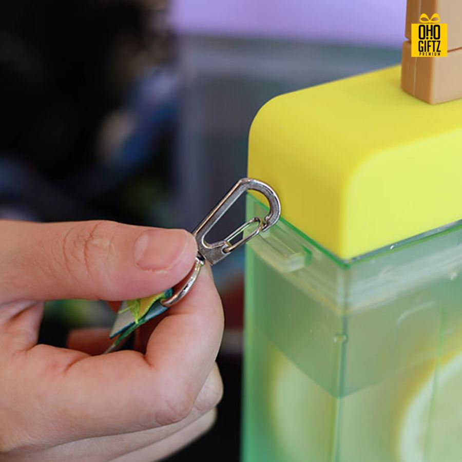 กระติกน้ำรูปไอศครีม สกรีนโลโก้ สกรีนชื่อร้าน ทำเป็นของพรีเมี่ยมได้