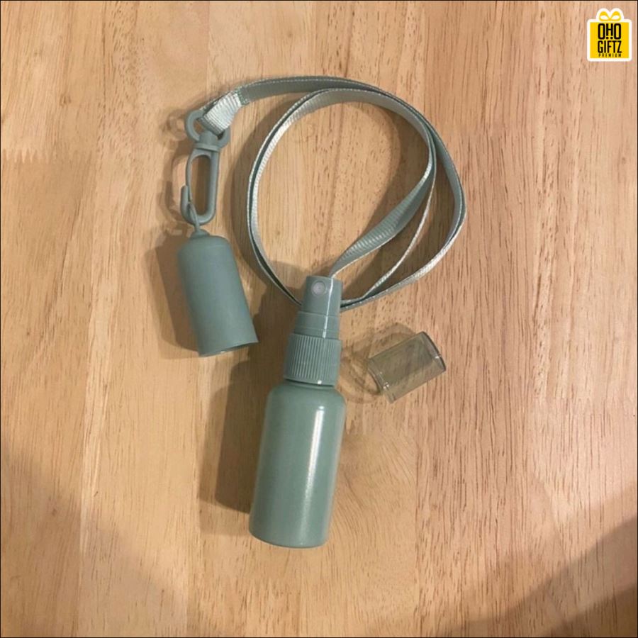 ขวดสเปรย์บรรจุแอลกอฮอล์พร้อมใช้มาพร้อมสายคล้องคอ ติดโลโก้ฟรี