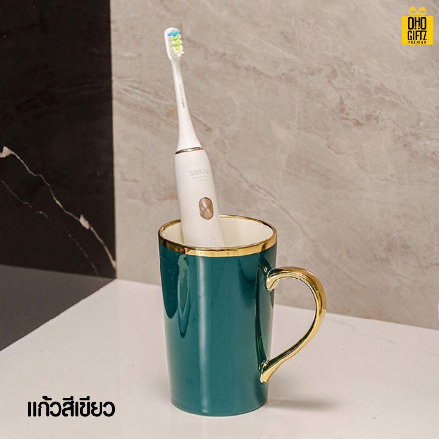 ชุดแก้วใส่แปรงสีฟัน สกรีนชื่อ สกรีนโลโก้  ทำเป็นของพรีเมี่ยมได้ 