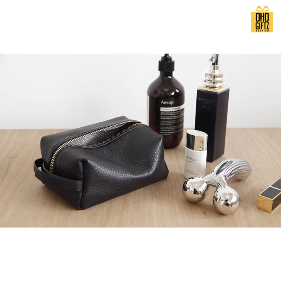 กระเป๋าใส่เครื่องสำอางหนัง สกรีนโลโก้ ทำเป็นของพรีเมี่ยม