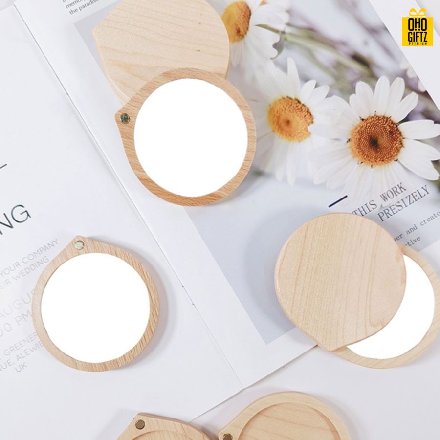 กระจกไม้พกพาขนาดเล็ก สกรีนชื่อ สกรีนโลโก้  ทำเป็นของพรีเมี่ยมได้