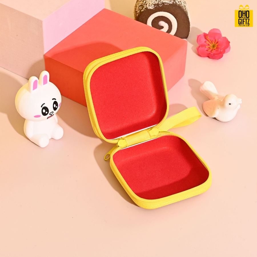 กระเป๋าผลไม้เก็บหูฟัง สกรีนชื่อ สกรีนโลโก้ ทำเป็นของพรีเมี่ยมได้ 