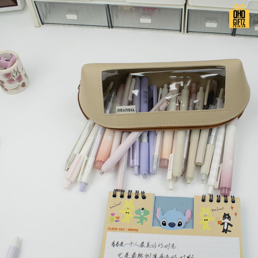 กระเป๋าใส่เครื่องเขียน PU เจาะหน้าต่างใส สกรีนโลโก้  ทำเป็นของพรีเมี่ยม