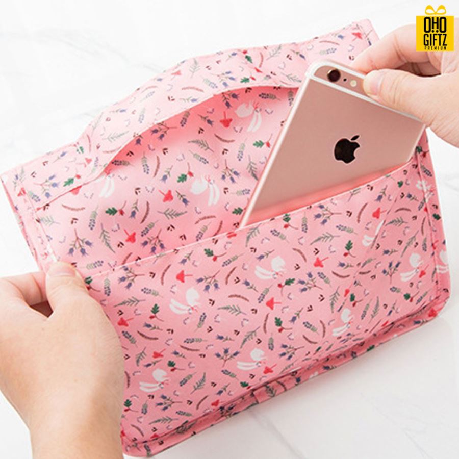 กระเป๋าไนล่อนพร้อมตะขอแขวน สกรีนโลโก้ ทำเป็นของพรีเมี่ยม ของที่ระลึก