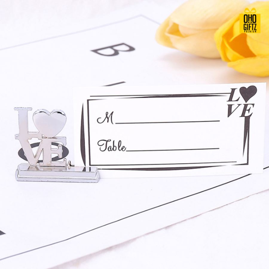 ที่นามบัตรโลหะ  พิมพ์สติกเกอร์ชื่อฟรี ทำเป็นของพรีเมี่ยม ของชำร่วยงานเเต่งงานได้