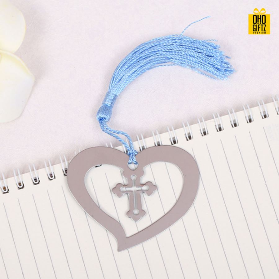 ที่คั่นหนังสือรูปหัวใจ พิมพ์สติกเกอร์ชื่อฟรี ทำเป็นของพรีเมี่ยม ของชำร่วยงานเเต่งงานได้