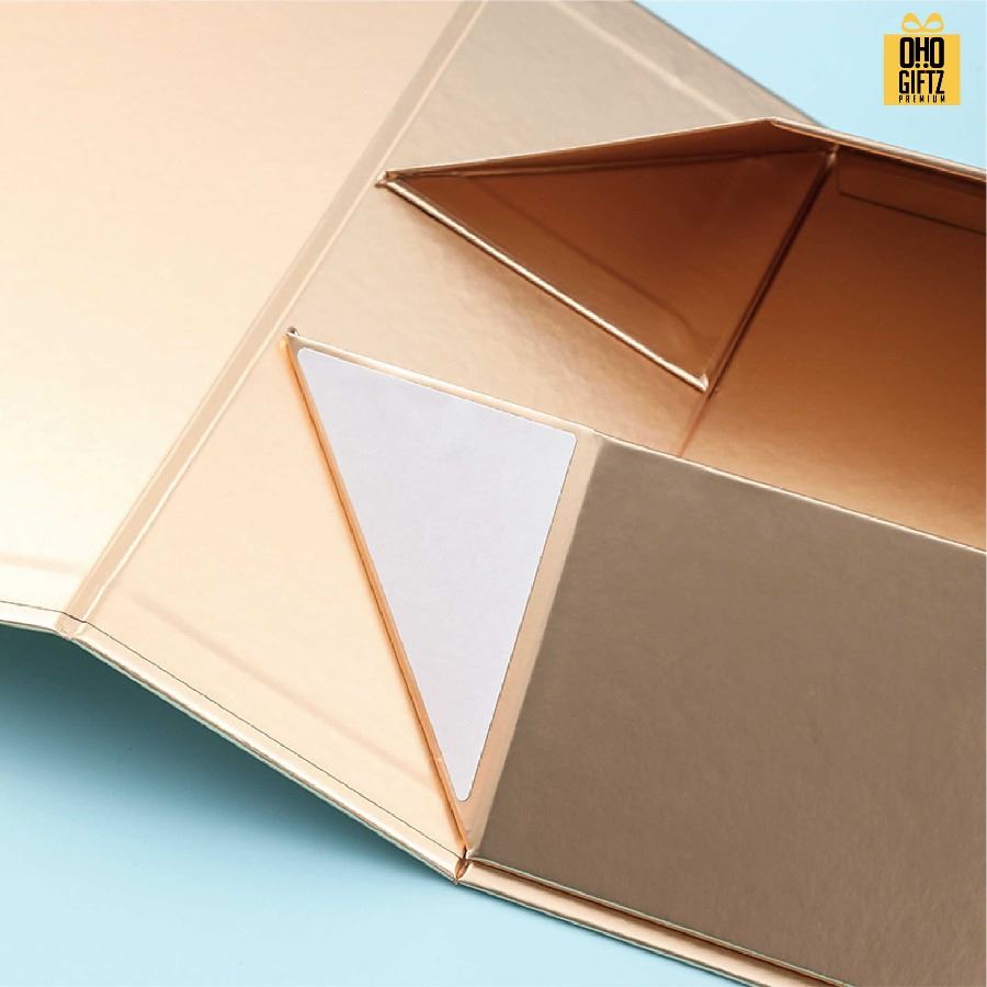 กล่องของขวัญพับได้ สกรีนชื่อ สกรีนโลโก้ ทำเป็นของพรีเมี่ยมได้