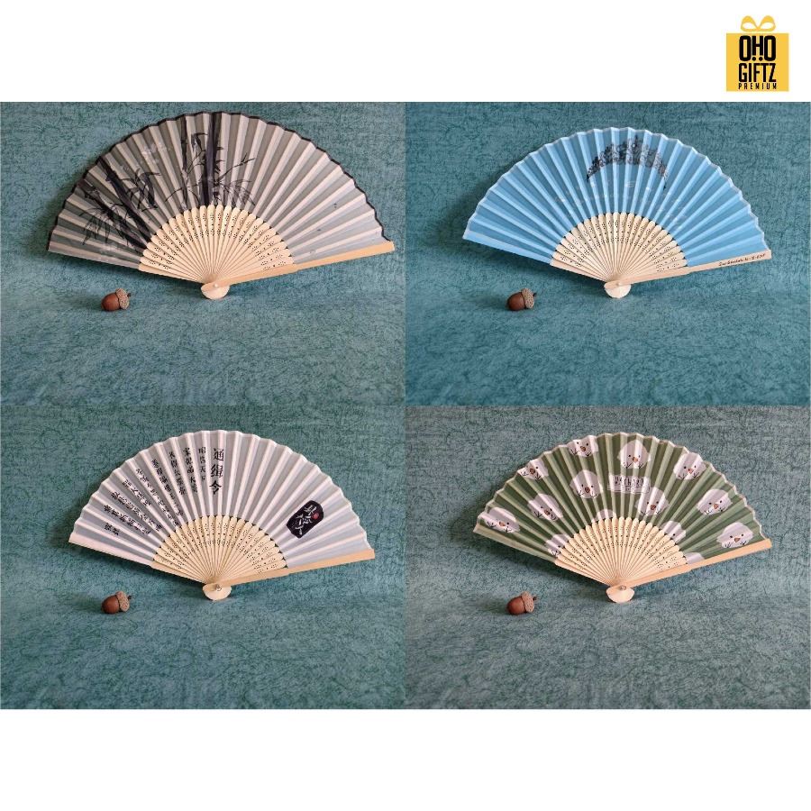 พัดจีนก้านไม้ไผ่ฉลุ พิมพ์ลายไม่จำกัดสี ทำเป็นสินค้าพรีเมี่ยม ของชำร่วย ของที่ระลึกได้