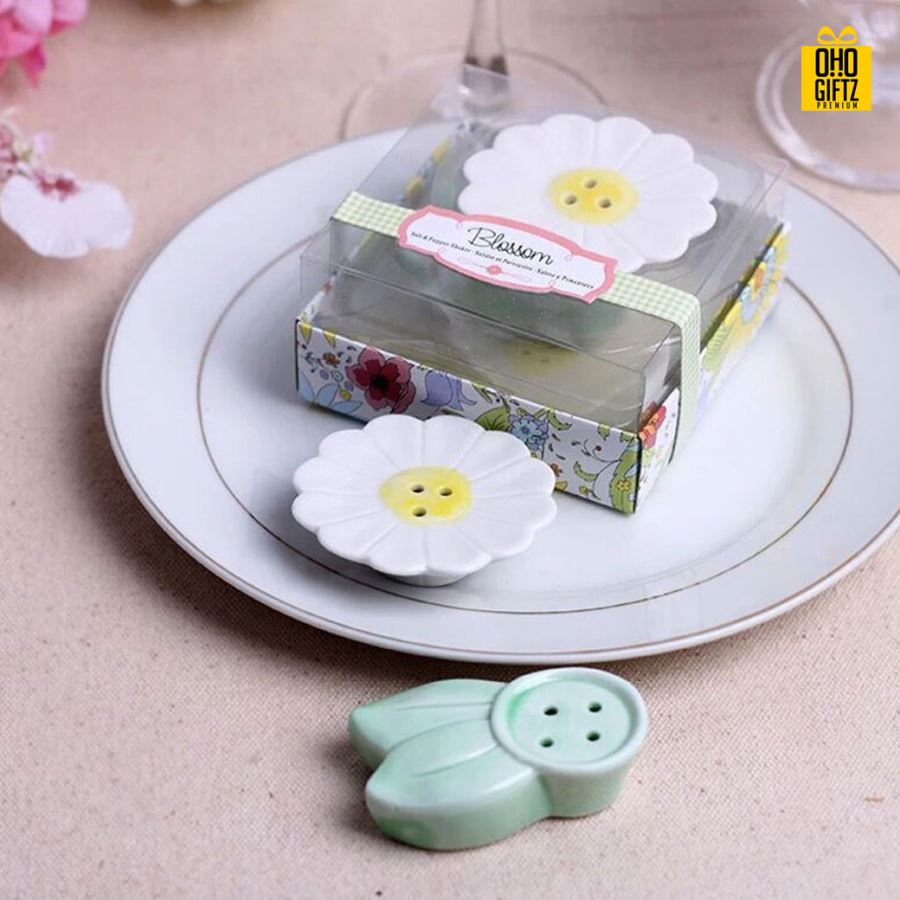 ที่ใส่เครื่องปรุงดอกไม้ พิมพ์สติกเกอร์ชื่อฟรี ทำเป็นของพรีเมี่ยม ของชำร่วยงานเเต่งงานได้