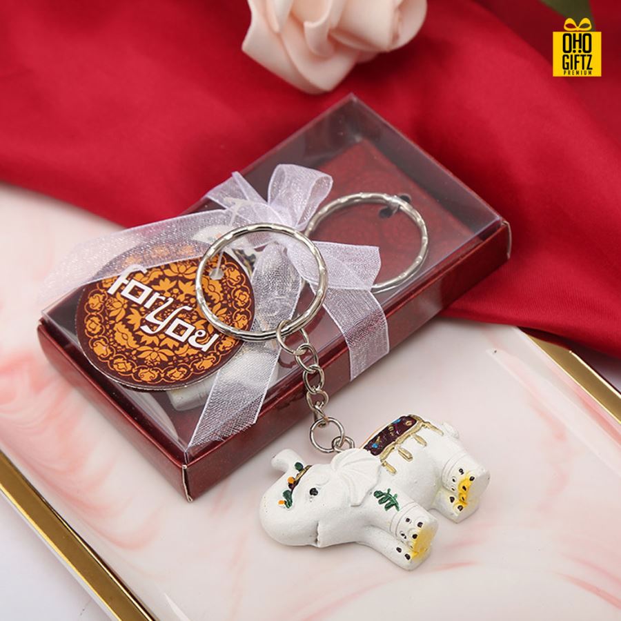 พวงกุญแจช้าง พิมพ์สติกเกอร์ชื่อฟรี ทำเป็นของพรีเมี่ยม ของชำร่วยงานเเต่งงานได้