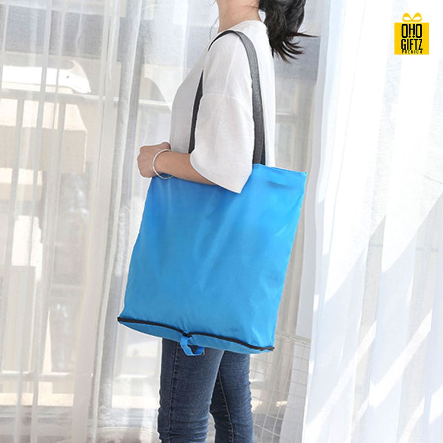 กระเป๋าสะพายพับเก็บได้ สกรีนโลโก้ ทำเป็นของพรีเมี่ยม ของที่ระลึก