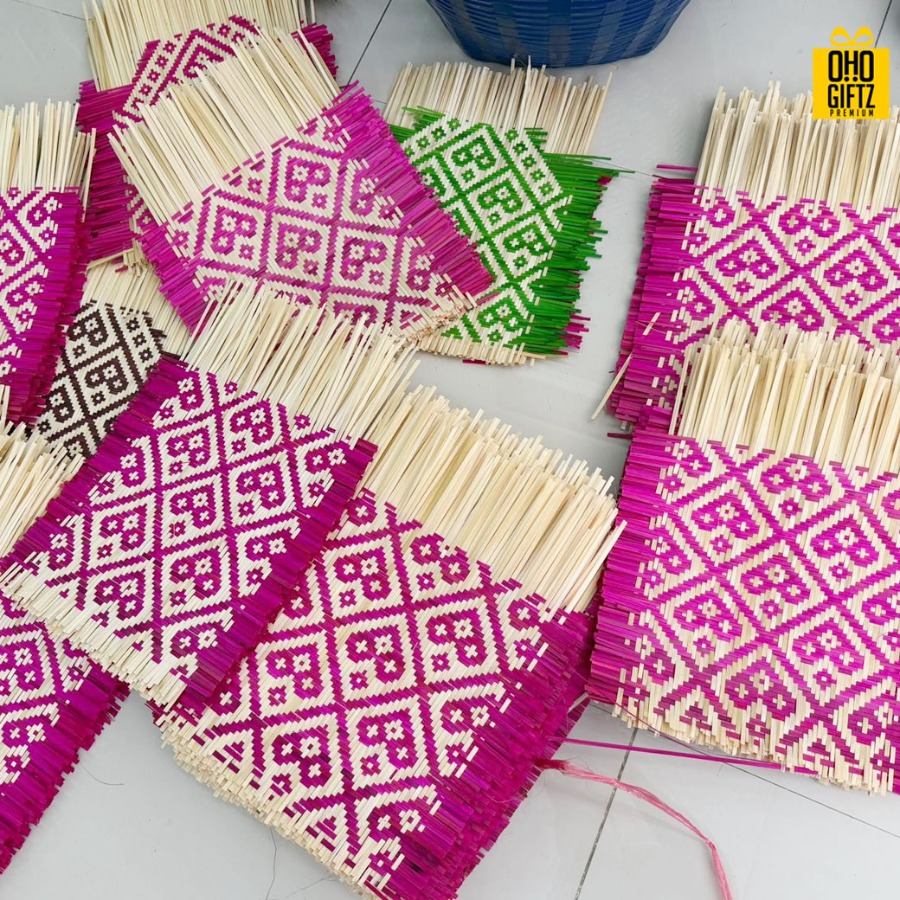 พัดสาน Handmade ทำเป็นสินค้าพรีเมี่ยม ของชำร่วย ของที่ระลึกได้
