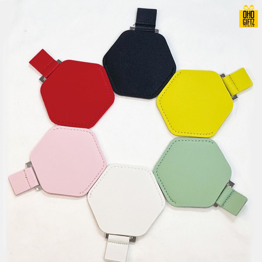 กระจกหกเหลี่ยมพร้อมซองหนัง สกรีนชื่อ สกรีนโลโก้  ทำเป็นของพรีเมี่ยมได้